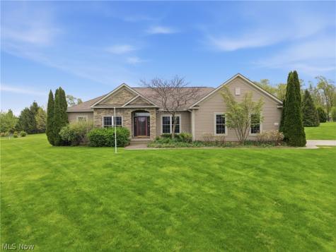 690 Lang Farm Drive Medina OH 44256