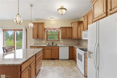 690 Lang Farm Drive Medina OH 44256