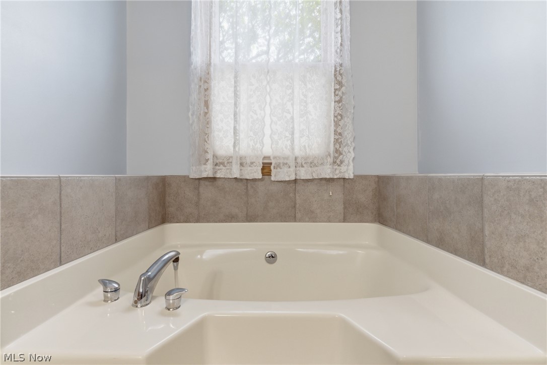690 Lang Farm Drive Medina OH 44256