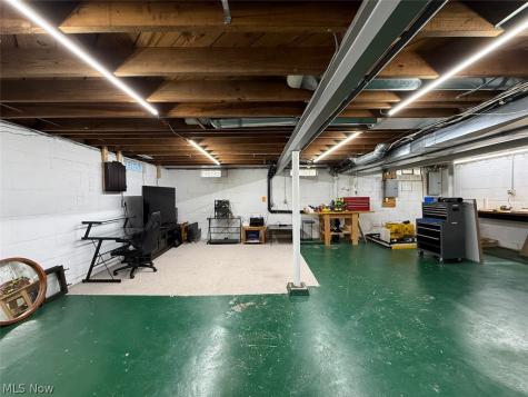 2519 Graham Avenue Akron OH 44312