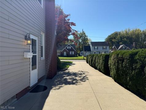 2519 Graham Avenue Akron OH 44312