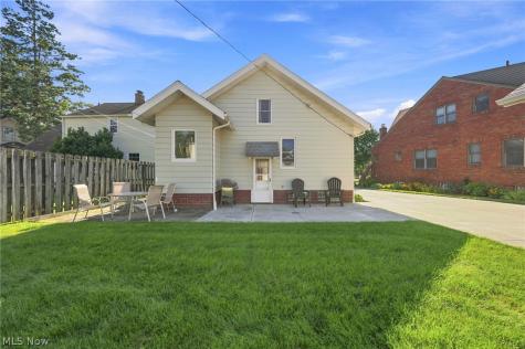16208 Claire Avenue Cleveland OH 44111