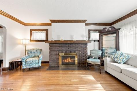 16208 Claire Avenue Cleveland OH 44111