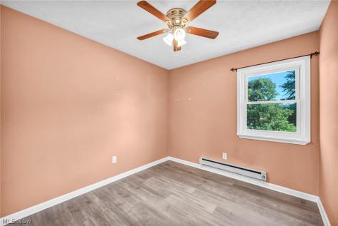 3810 Good Road Seville OH 44273
