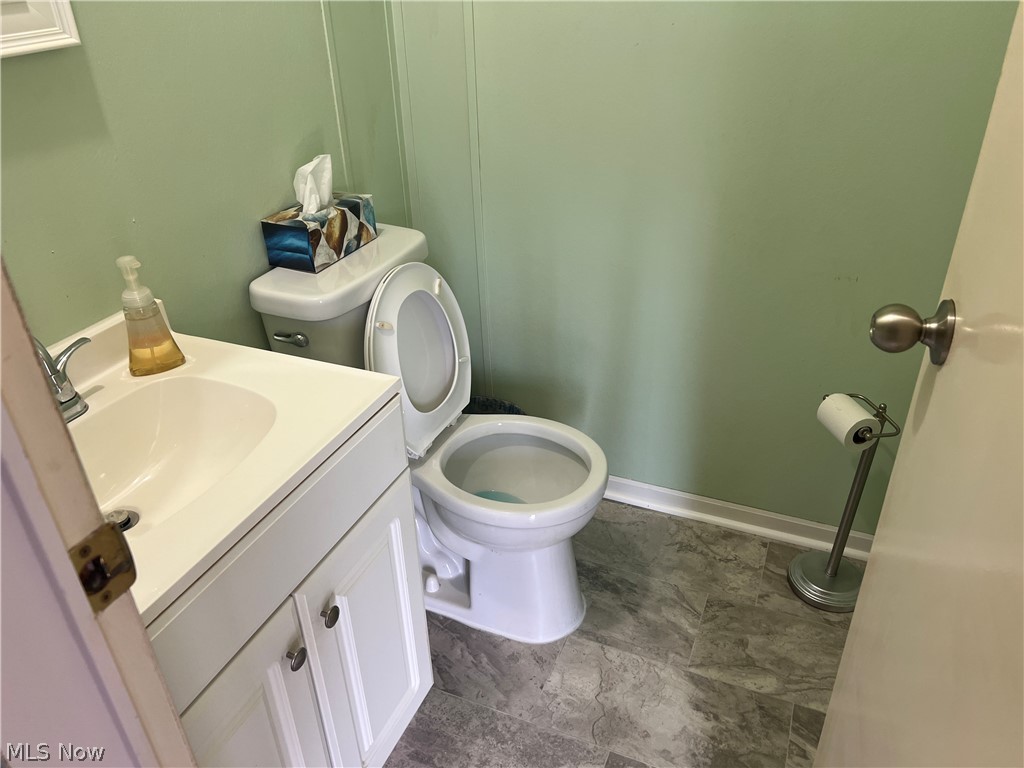 56877 Skyline Drive Senecaville OH 43780