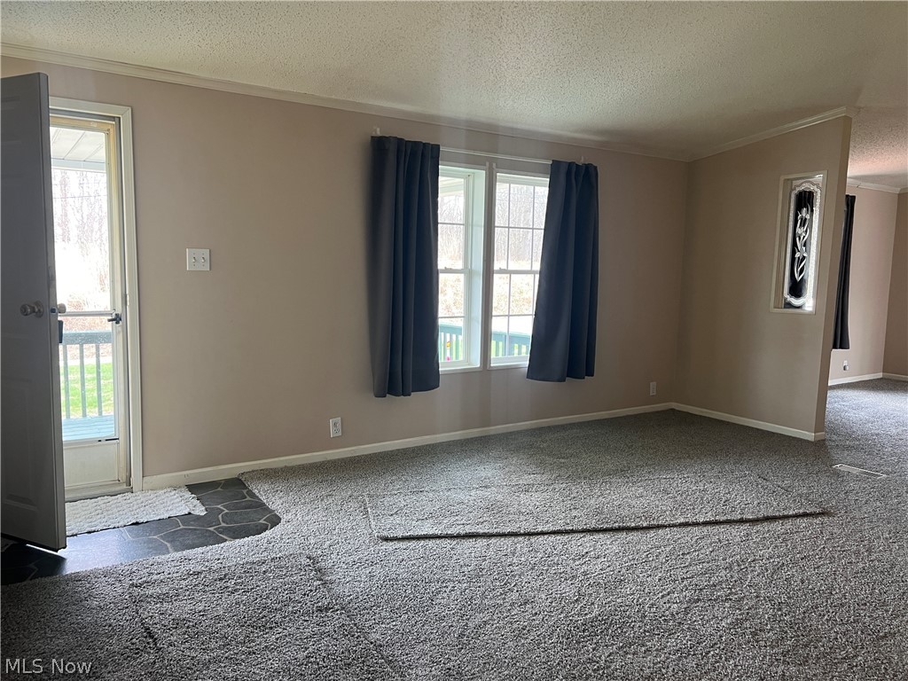 56877 Skyline Drive Senecaville OH 43780