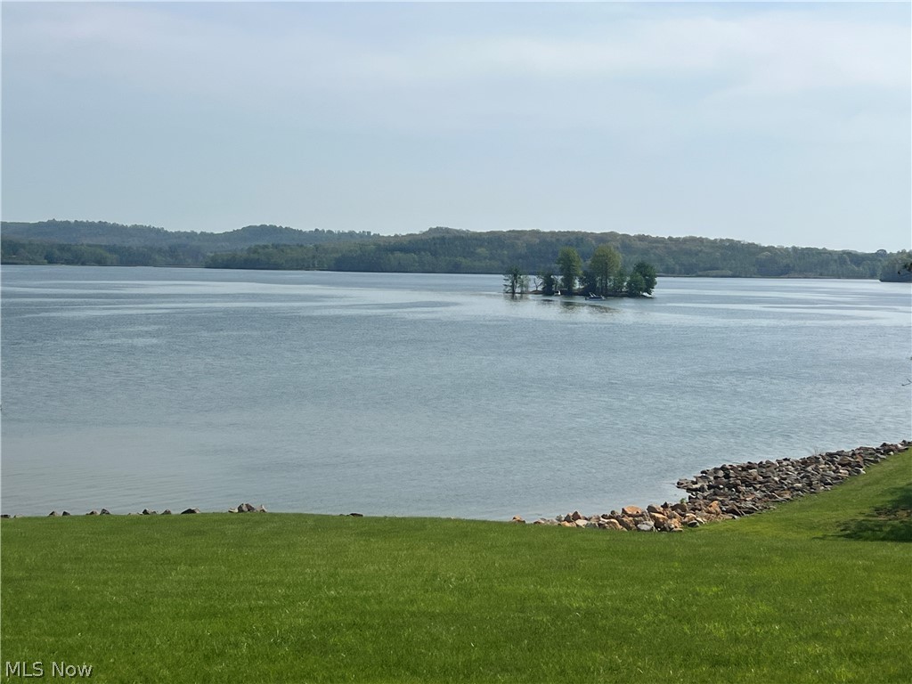 56877 Skyline Drive Senecaville OH 43780
