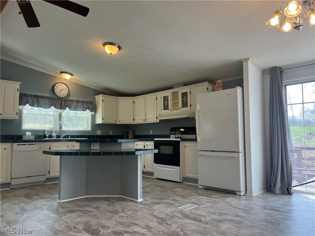 56877 Skyline Drive Senecaville OH 43780