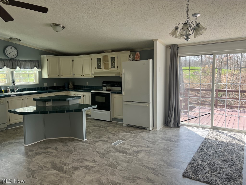 56877 Skyline Drive Senecaville OH 43780