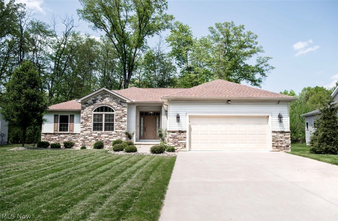 101 Muirfield Warren OH 44484