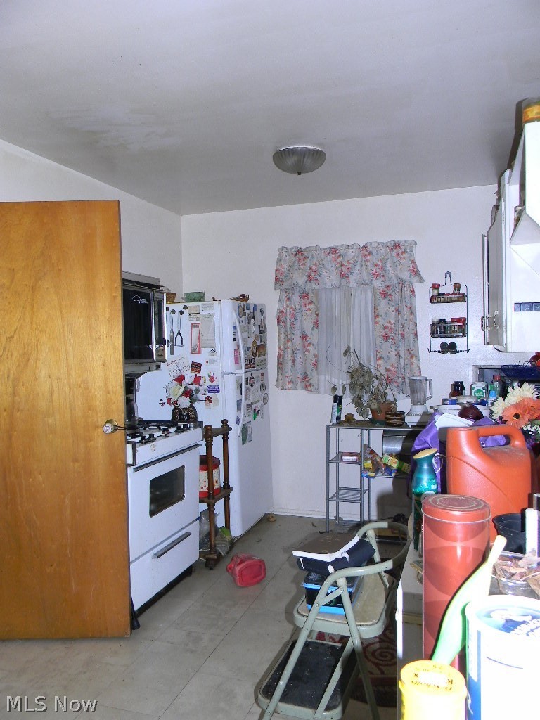 62 Fincastle Lane Youngstown OH 44505