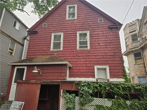 1315 E 114th Street Cleveland OH 44106