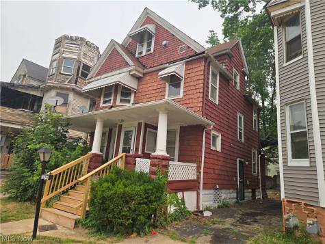 1315 E 114th Street Cleveland OH 44106