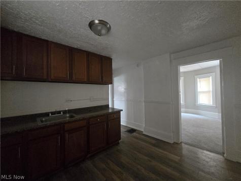 1315 E 114th Street Cleveland OH 44106