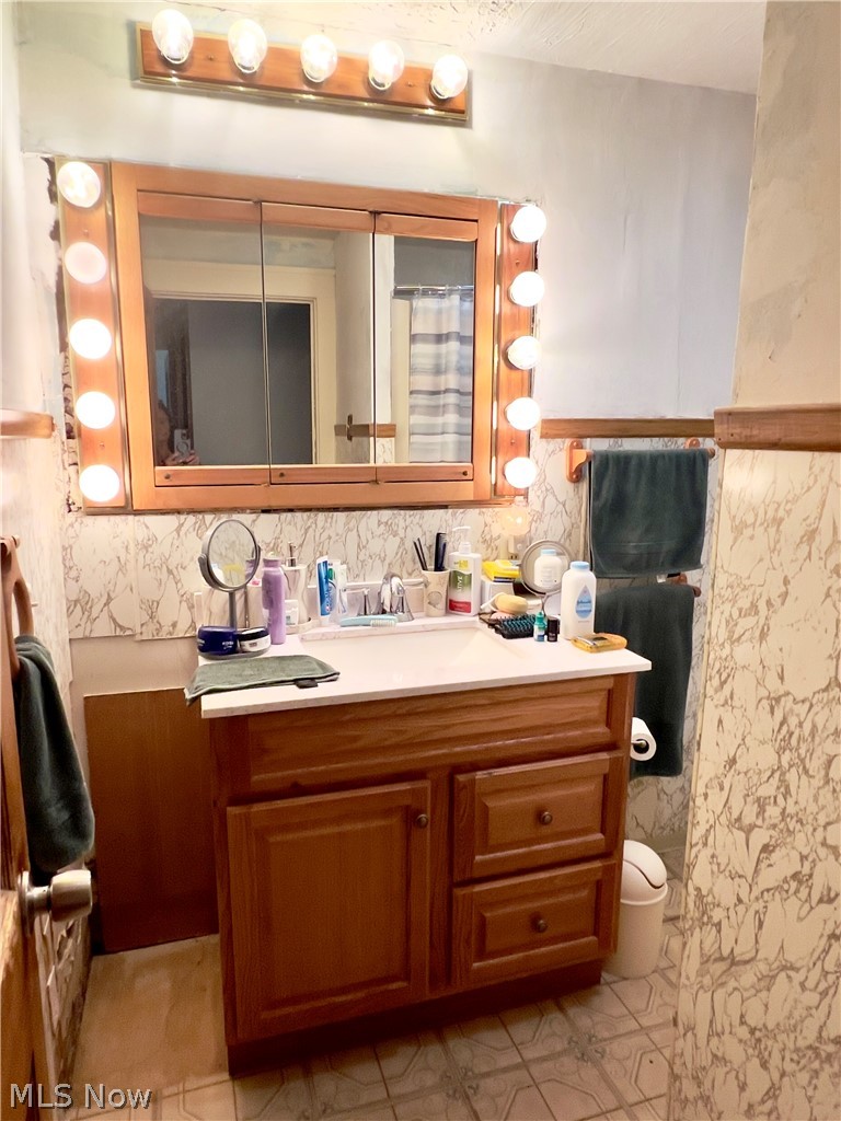 180 Clarencedale Avenue Youngstown OH 44512