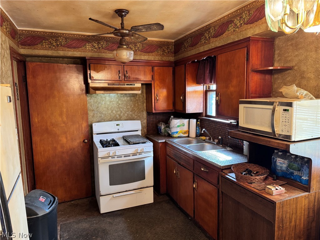 30102 Mildred Drive Willowick OH 44095