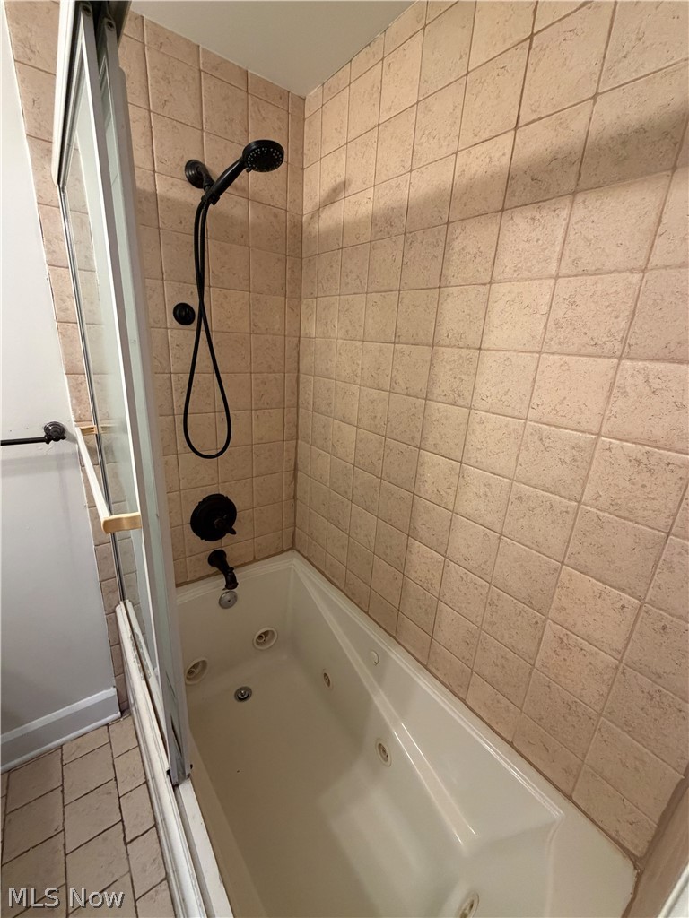 4423 W 171st Street Cleveland OH 44135