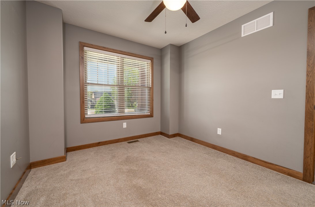 3515 Eastport Road SE Dennison OH 44621