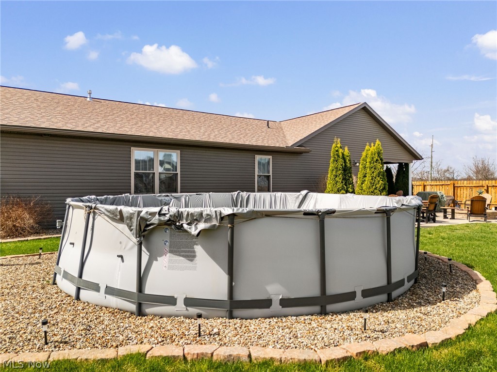 3515 Eastport Road SE Dennison OH 44621