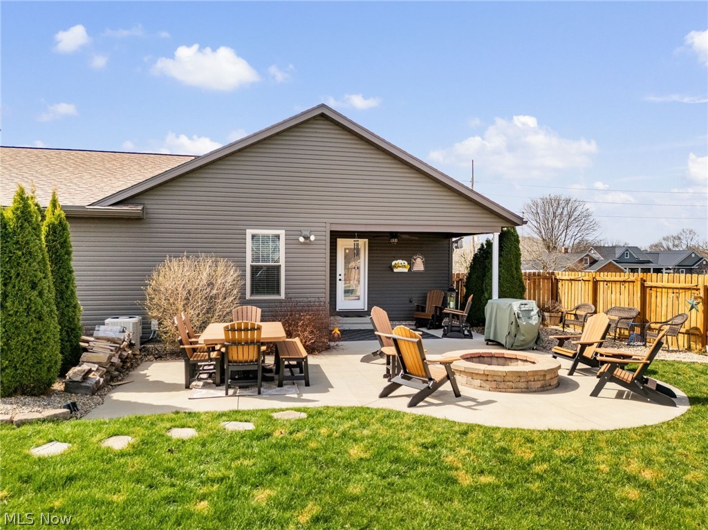3515 Eastport Road SE Dennison OH 44621