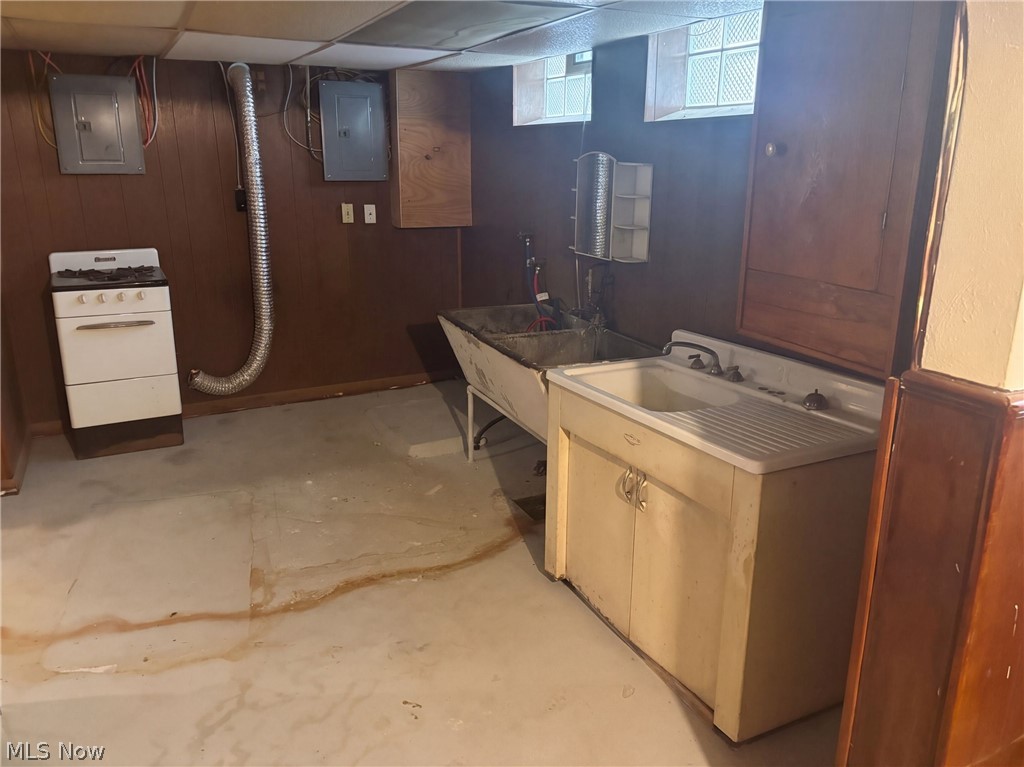 16316 Walden Avenue Cleveland OH 44128