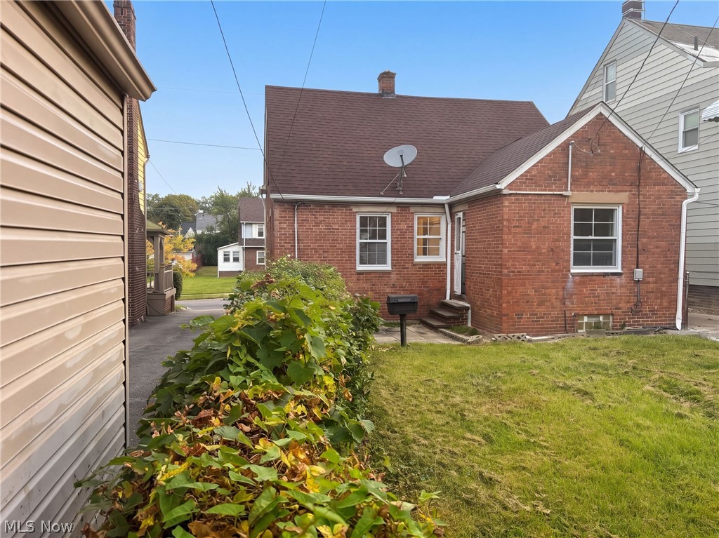 16316 Walden Avenue Cleveland OH 44128