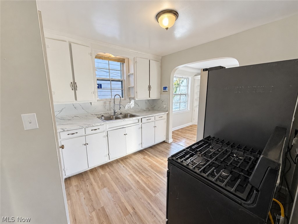 16316 Walden Avenue Cleveland OH 44128