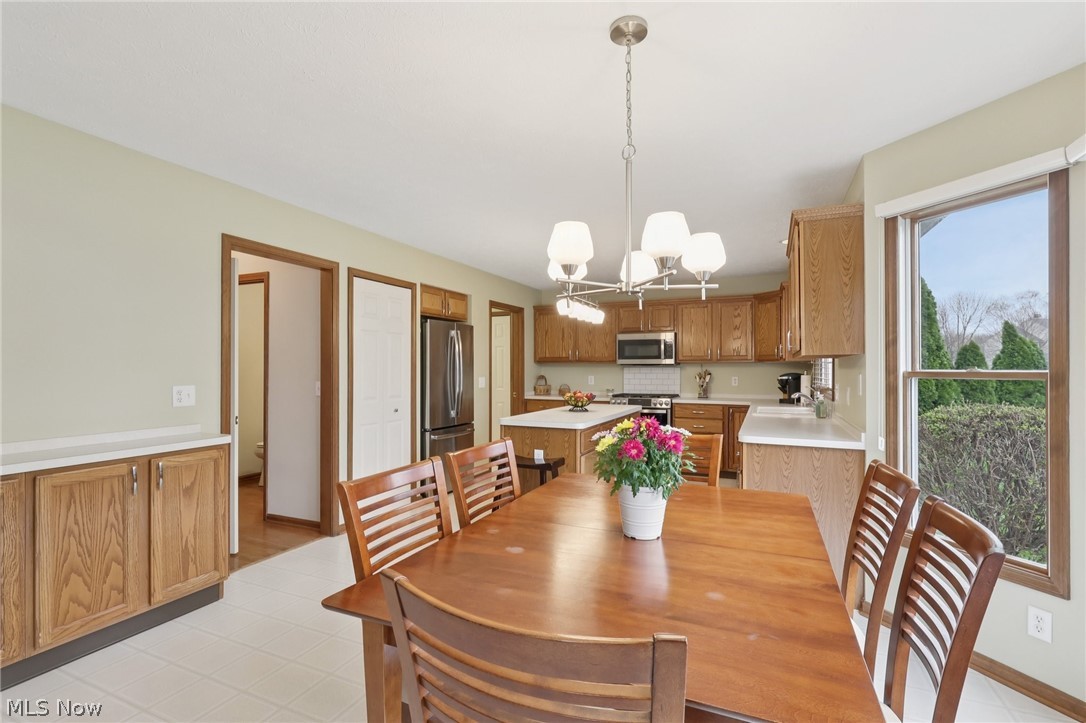35877 Wyndemere Way Avon OH 44011