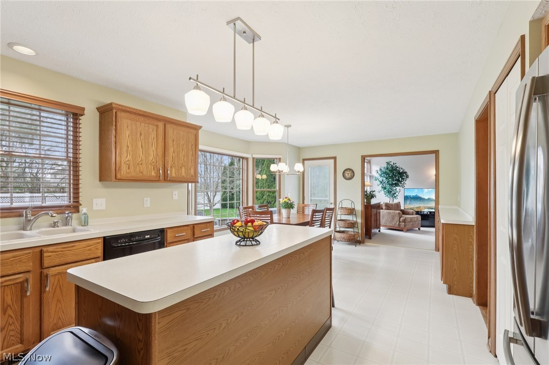 35877 Wyndemere Way Avon OH 44011