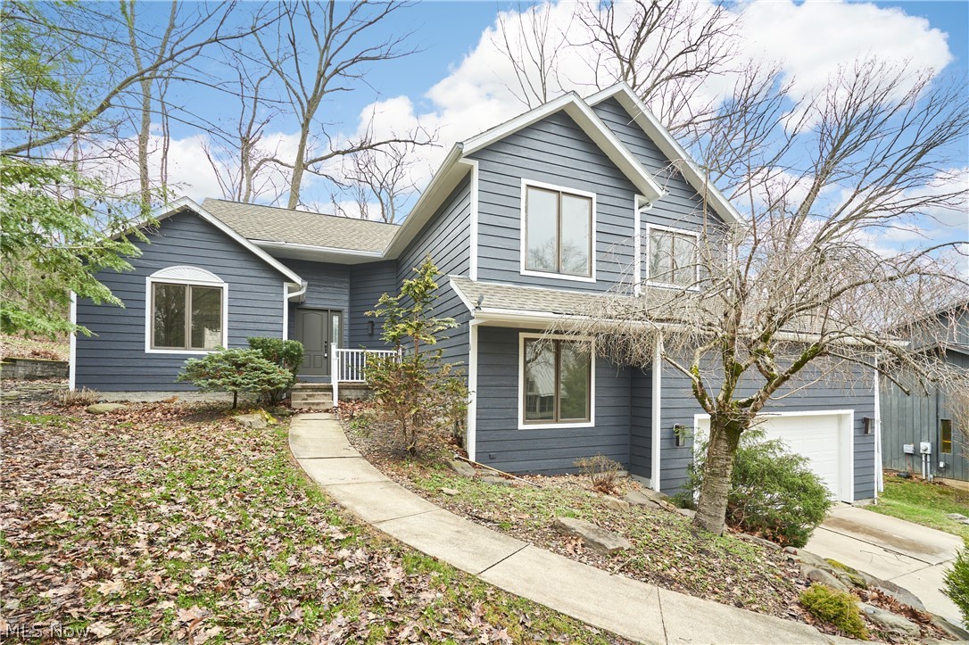 718 Stonecliff Drive Akron OH 44313
