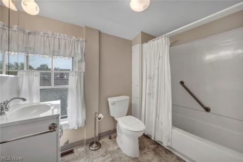 639 Liberty Street Painesville OH 44077