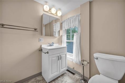 639 Liberty Street Painesville OH 44077