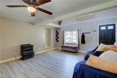 414 Cole Avenue SE Canton OH 44707