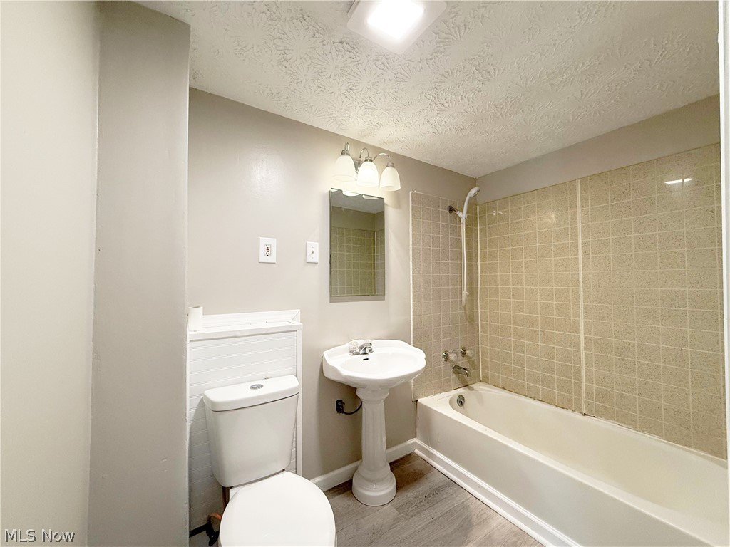 1615 Lehigh Avenue Lorain OH 44052