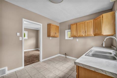 12801 Christine Avenue Garfield Heights OH 44105