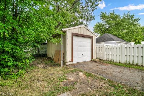 12801 Christine Avenue Garfield Heights OH 44105