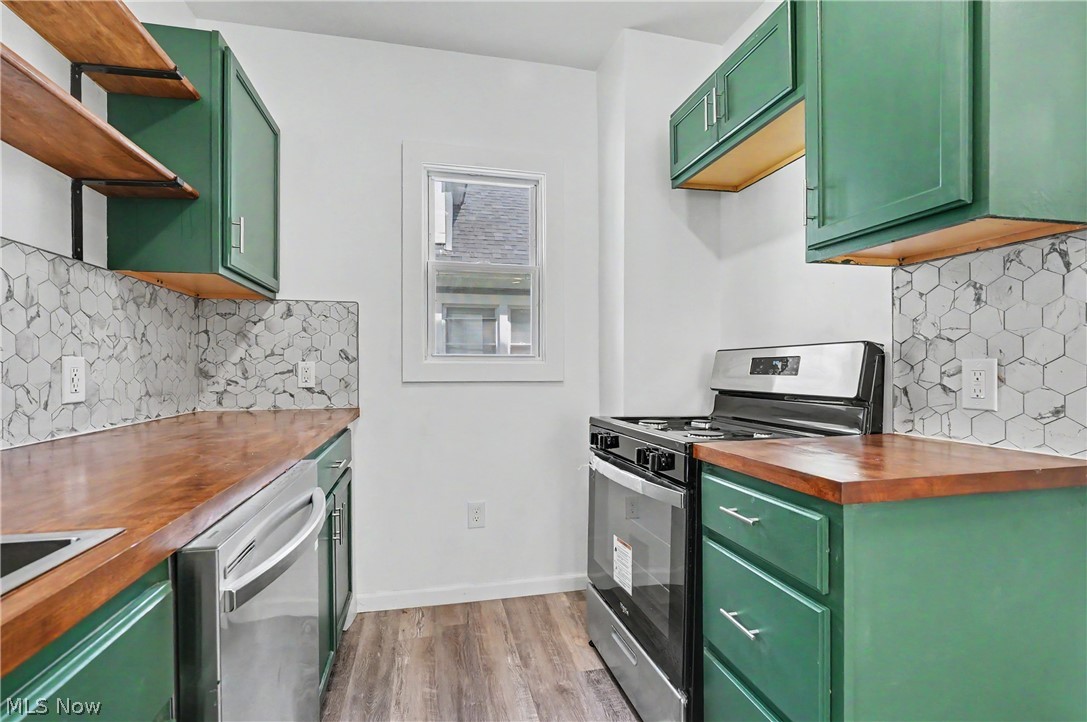 964 E 143rd Street Cleveland OH 44110