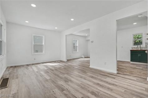 964 E 143rd Street Cleveland OH 44110