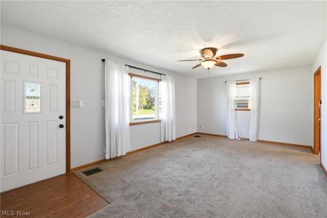 209 W Main Street New London OH 44851