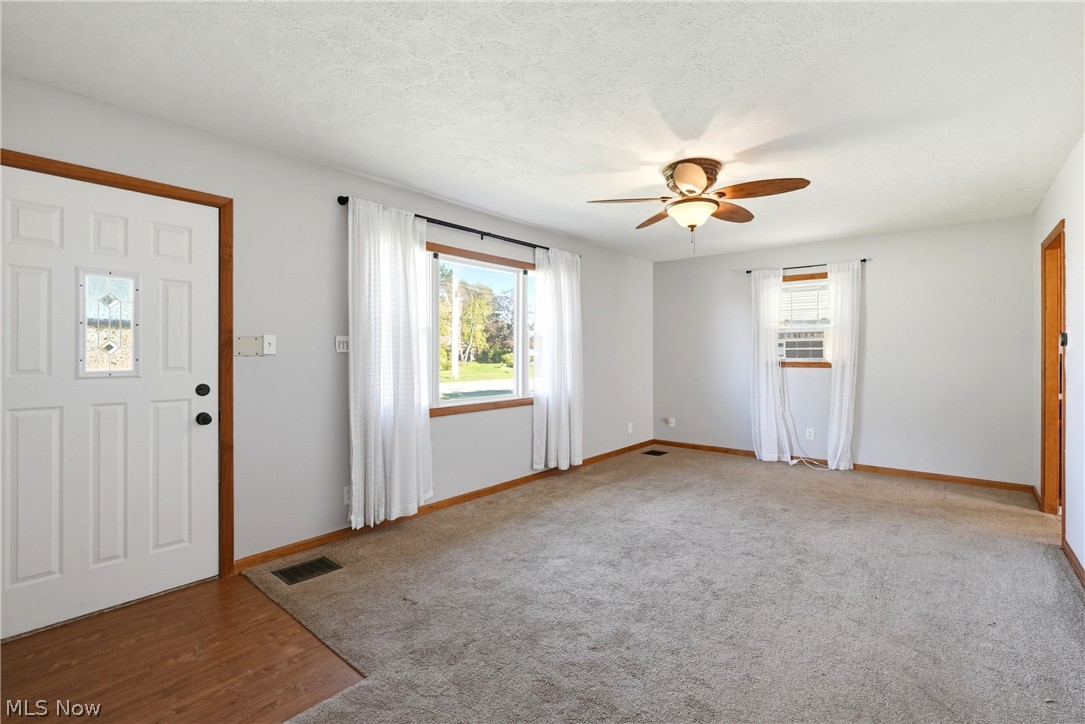 209 W Main Street New London OH 44851