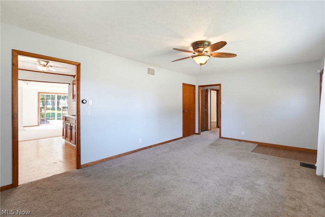 209 W Main Street New London OH 44851