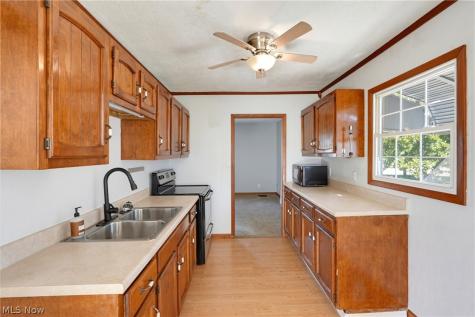 209 W Main Street New London OH 44851