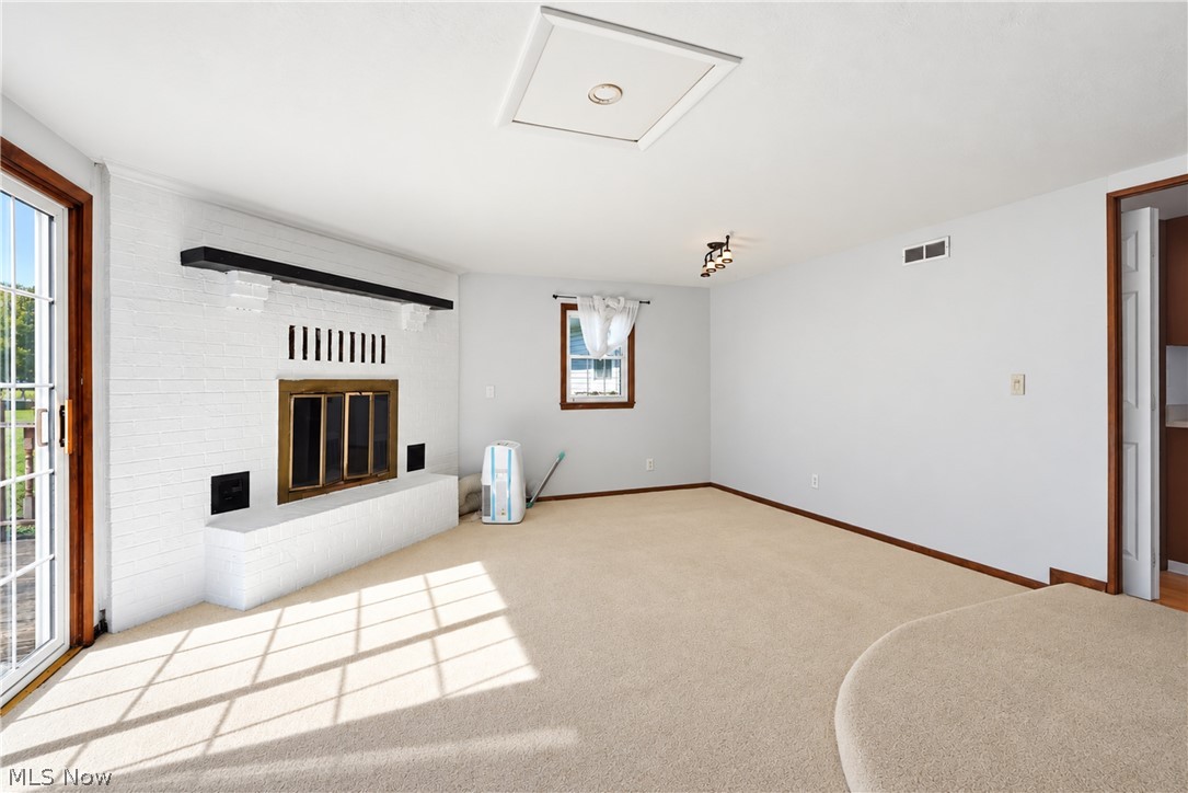 209 W Main Street New London OH 44851
