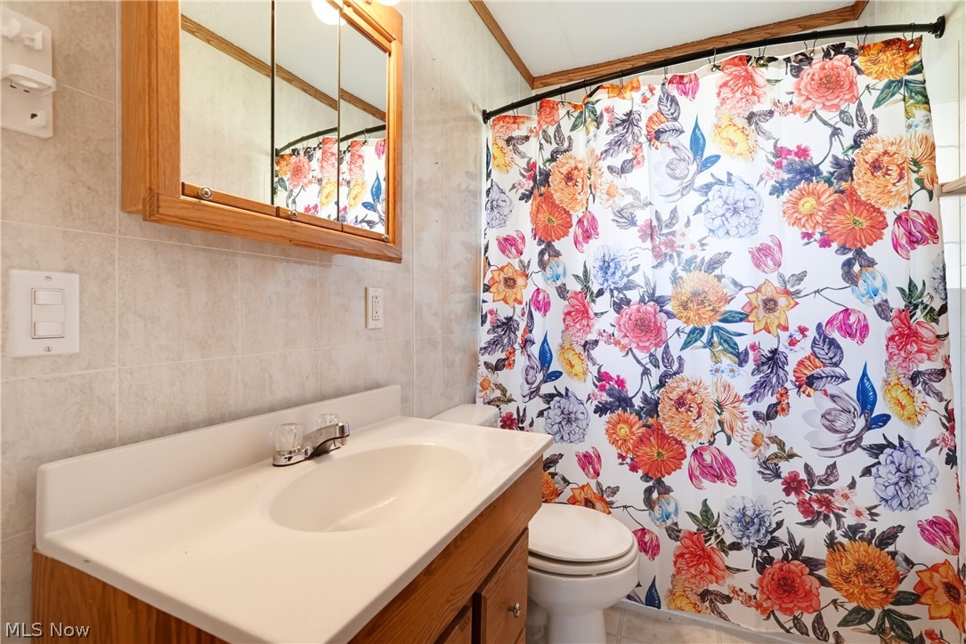 209 W Main Street New London OH 44851