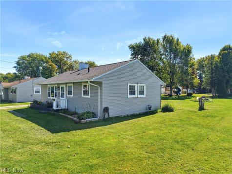 209 W Main Street New London OH 44851