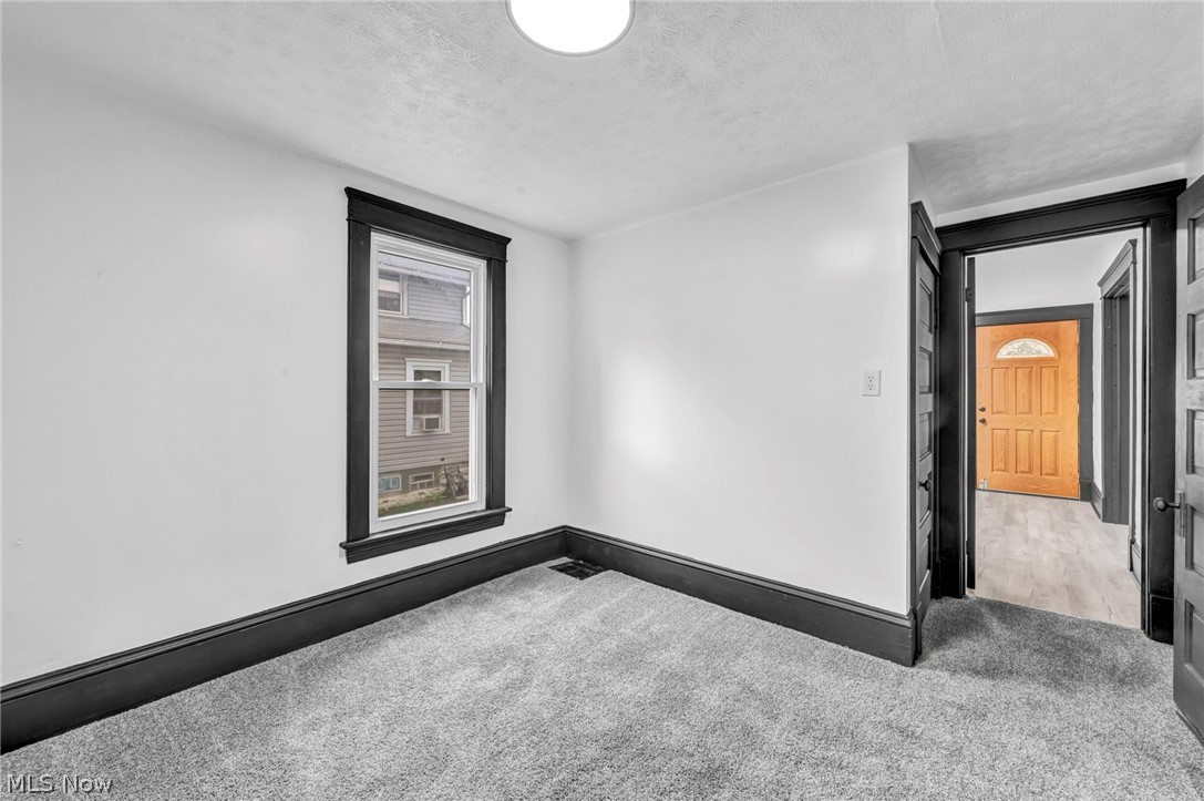 501 W 21st Street Lorain OH 44052