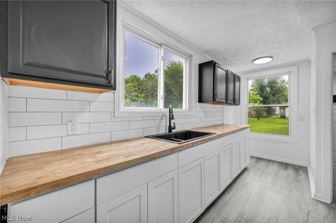 501 W 21st Street Lorain OH 44052