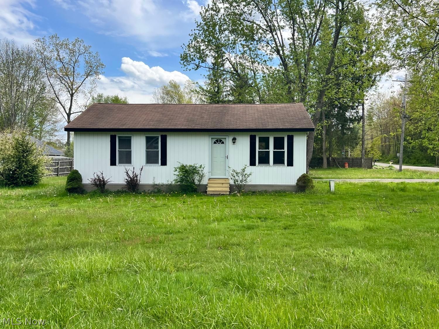 16195 Snow Road Burton OH 44021