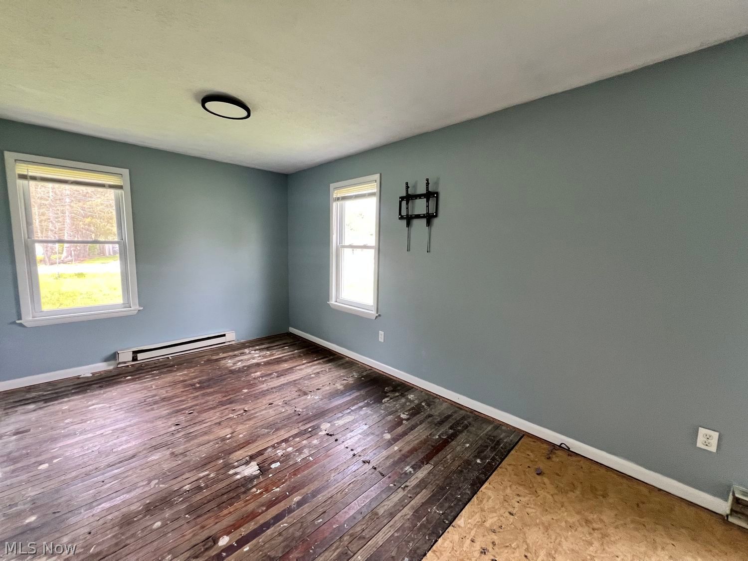 16195 Snow Road Burton OH 44021