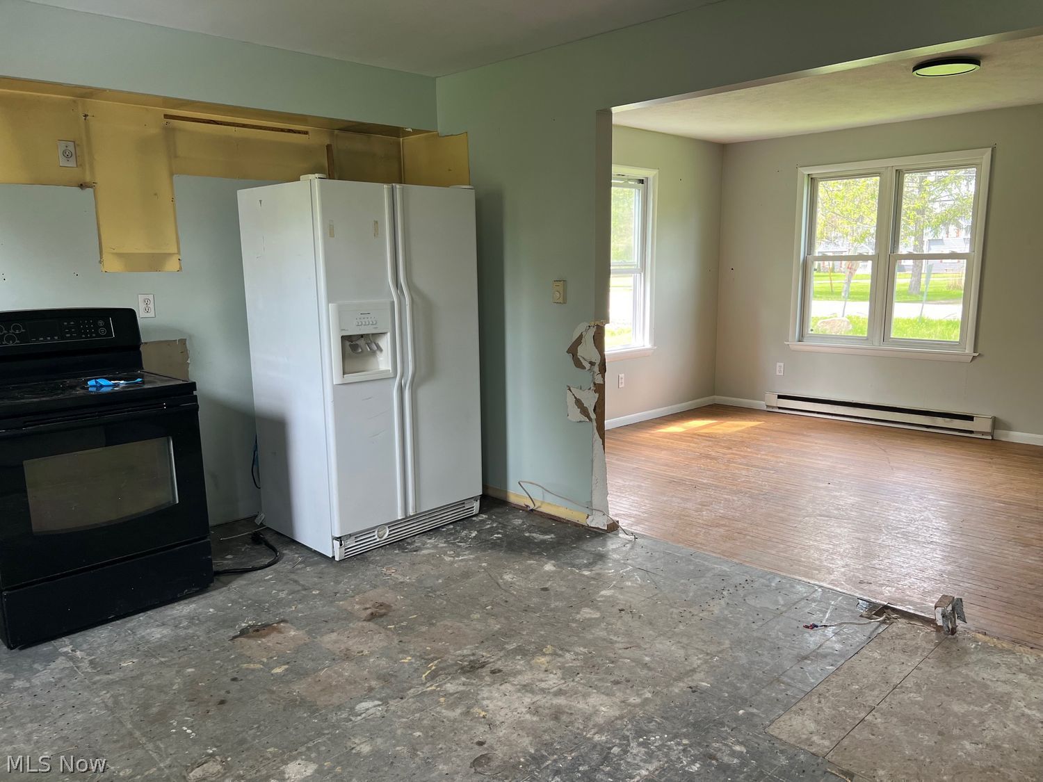 16195 Snow Road Burton OH 44021